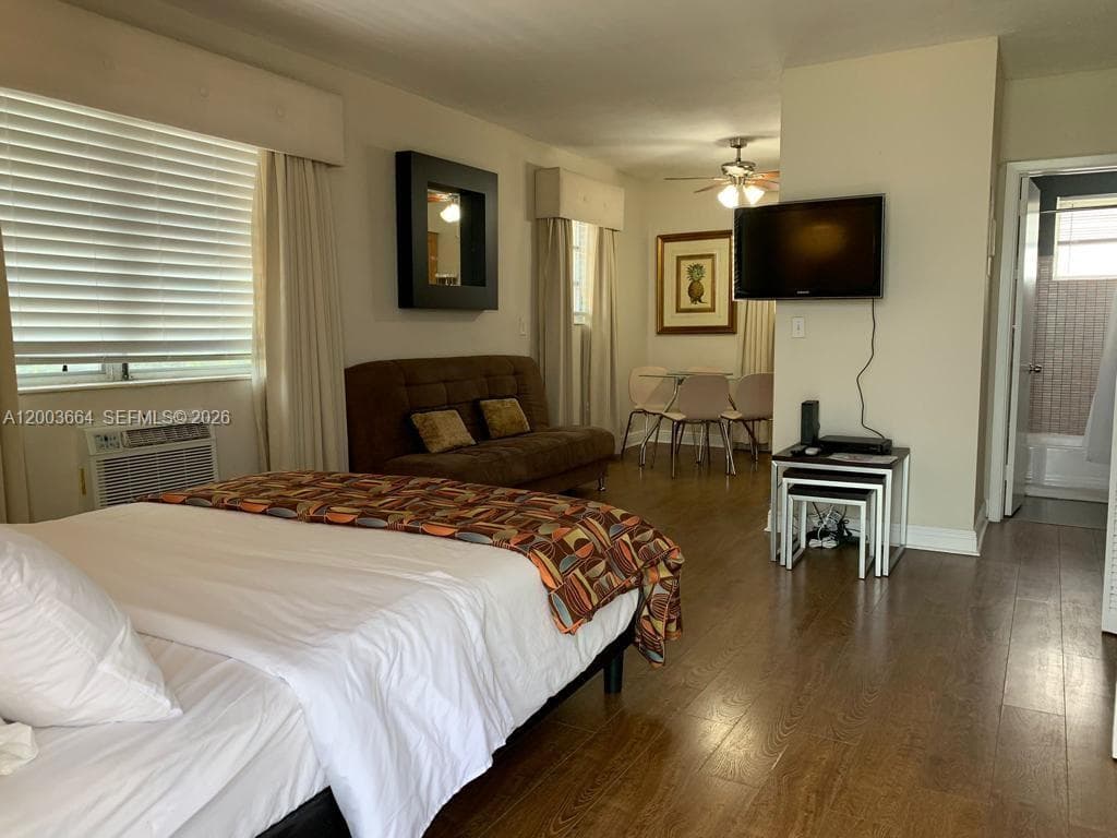 740 Michigan Ave # 10, Miami Beach FL 33139 — 1