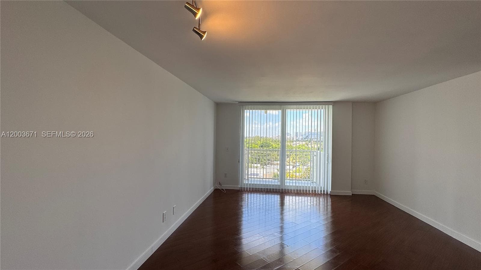 2020 NE 135th St # 810, North Miami FL 33181 — 10
