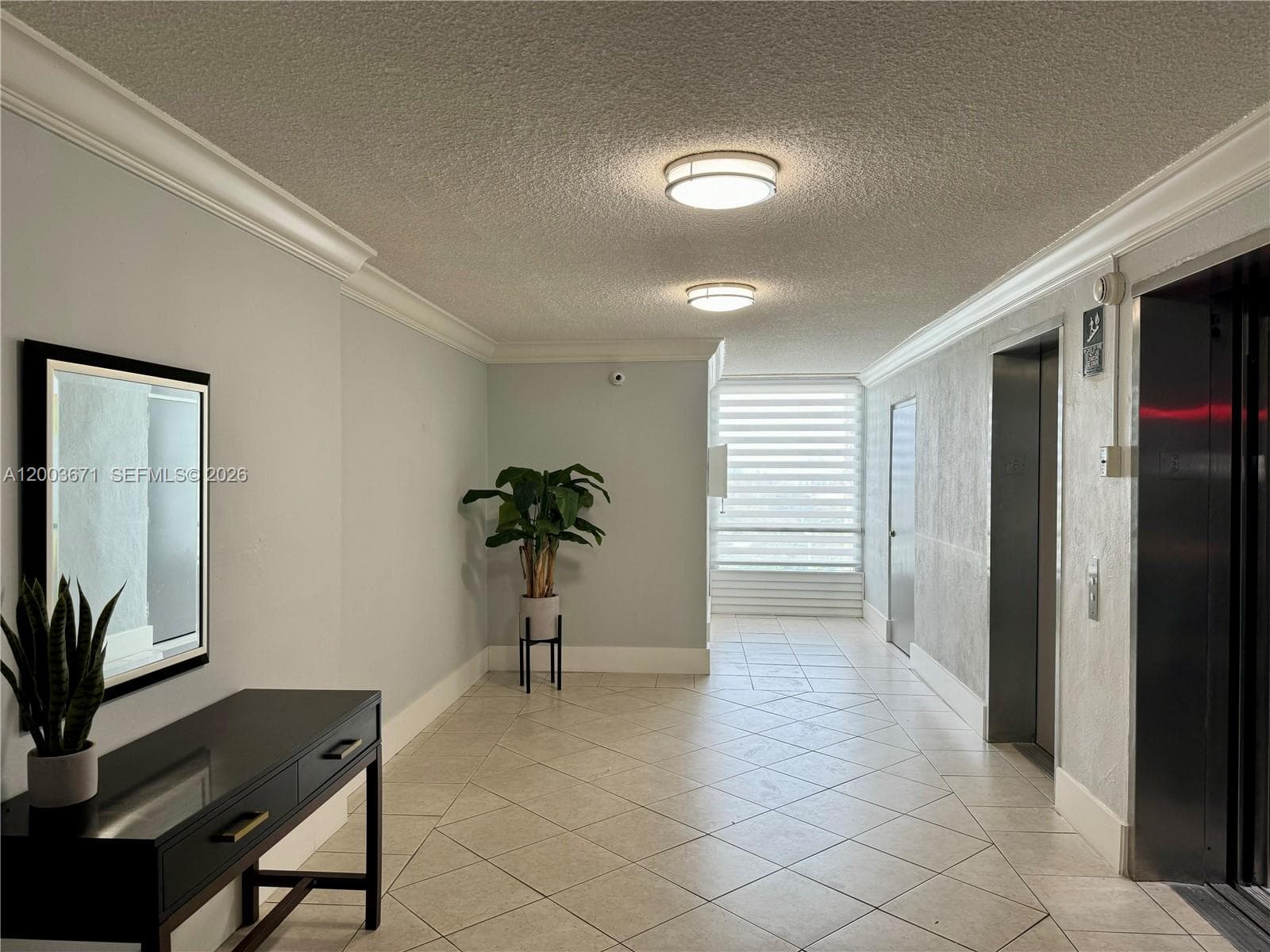2020 NE 135th St # 810, North Miami FL 33181 — 33