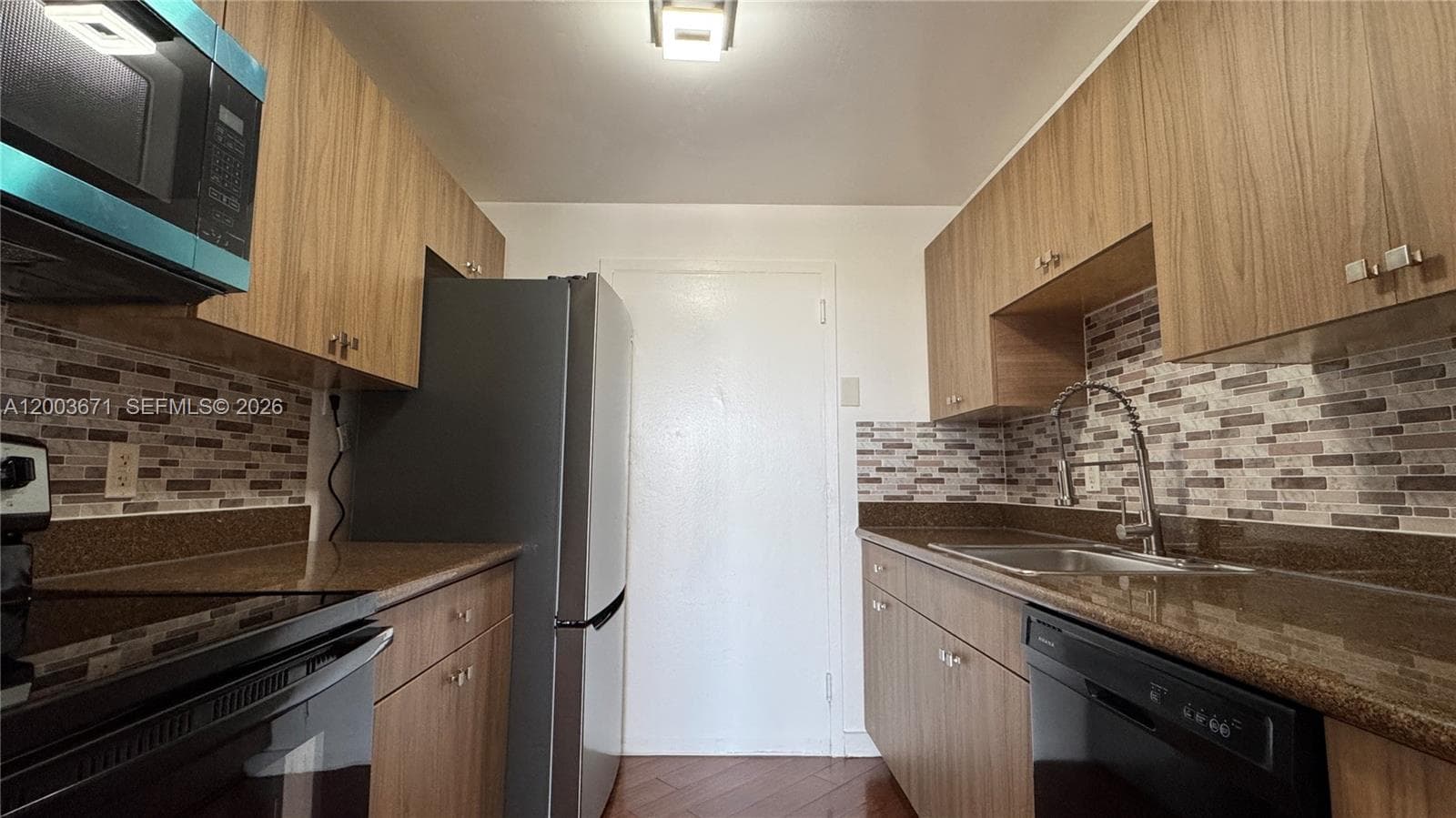 2020 NE 135th St # 810, North Miami FL 33181 — 4