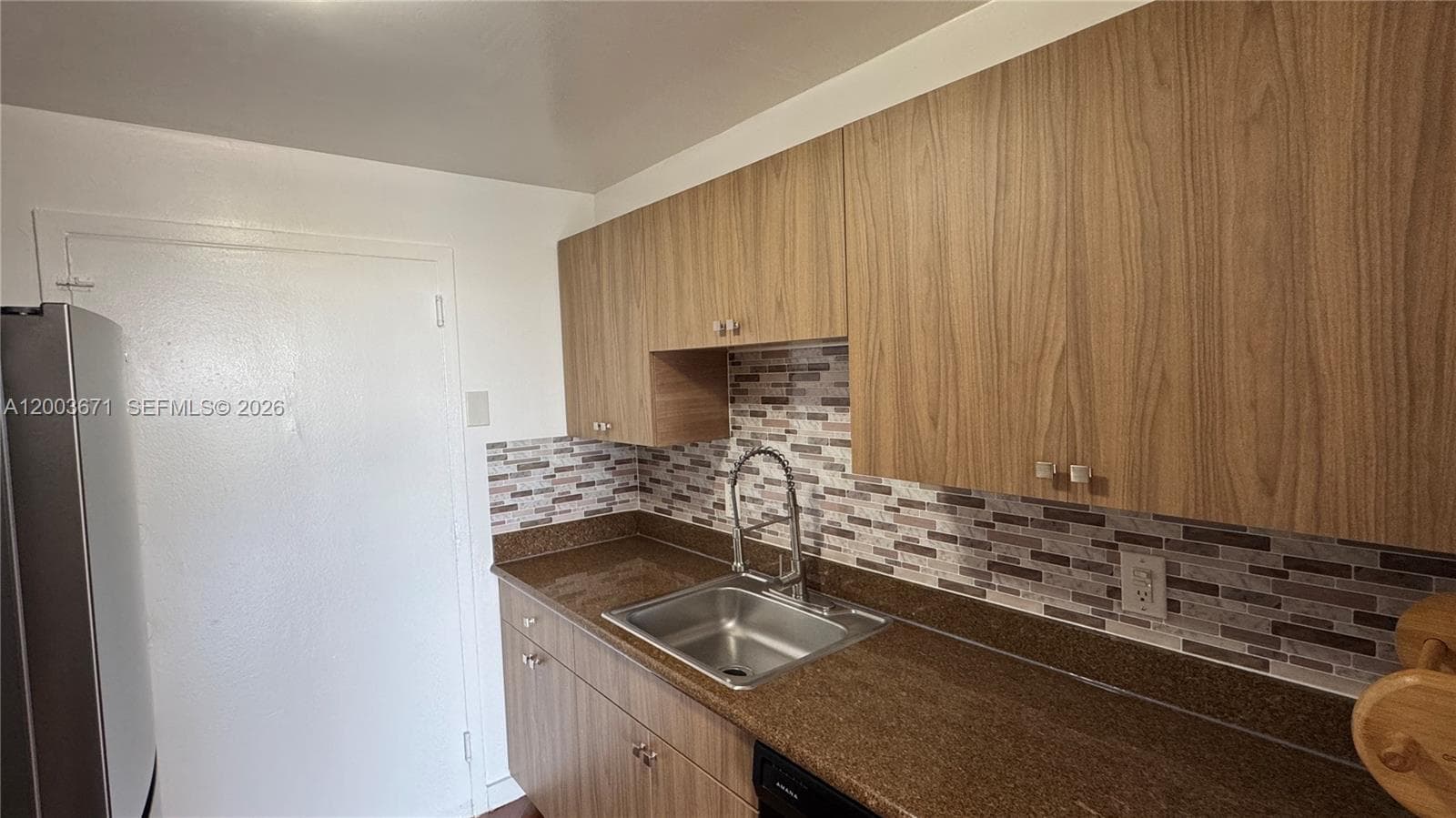 2020 NE 135th St # 810, North Miami FL 33181 — 8