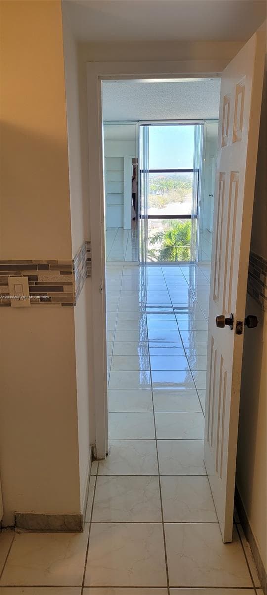 13499 Biscayne Blvd # 511, North Miami FL 33181 — 15