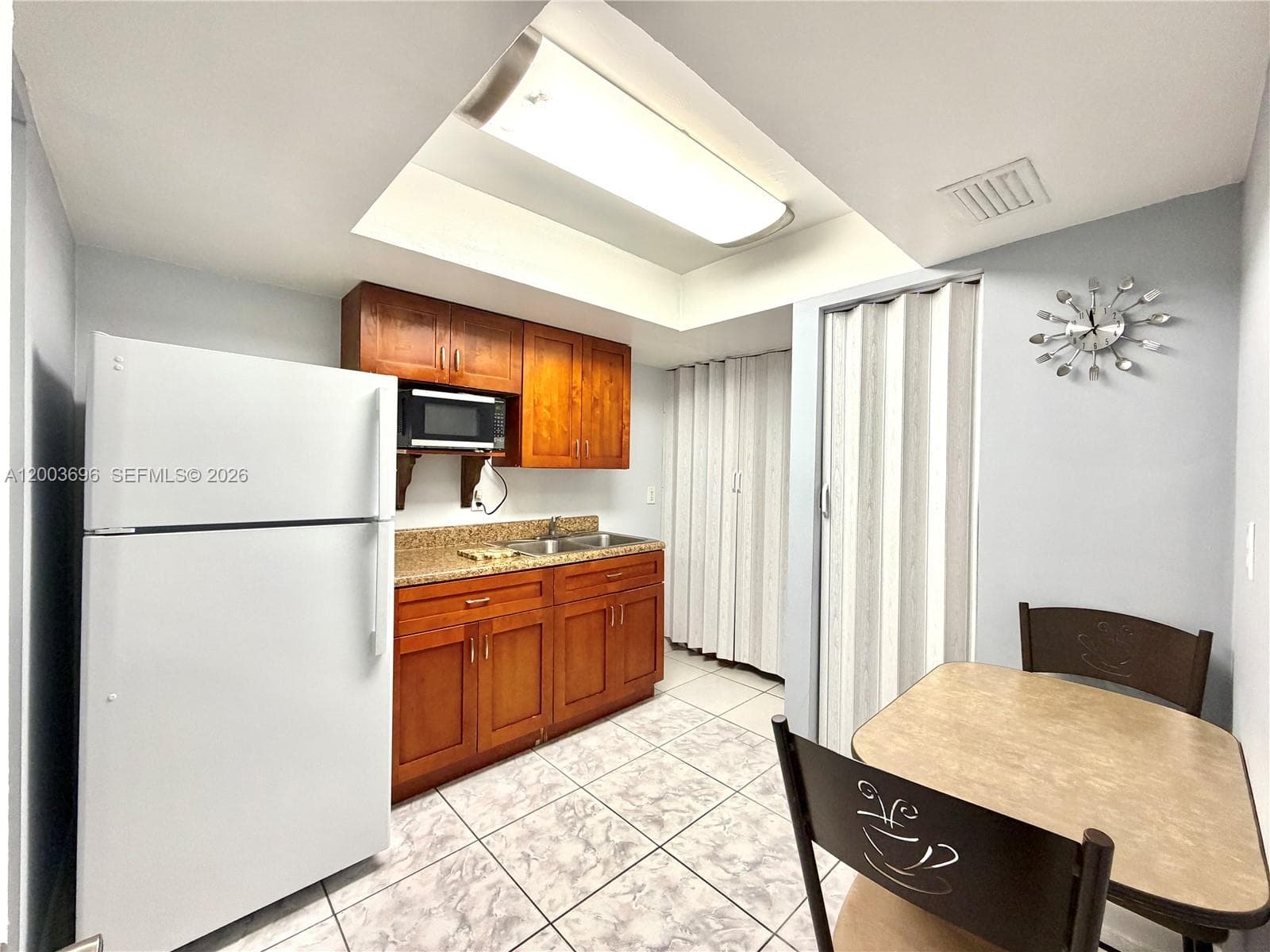 8155 W 9th Ct, Hialeah FL 33014 — 38