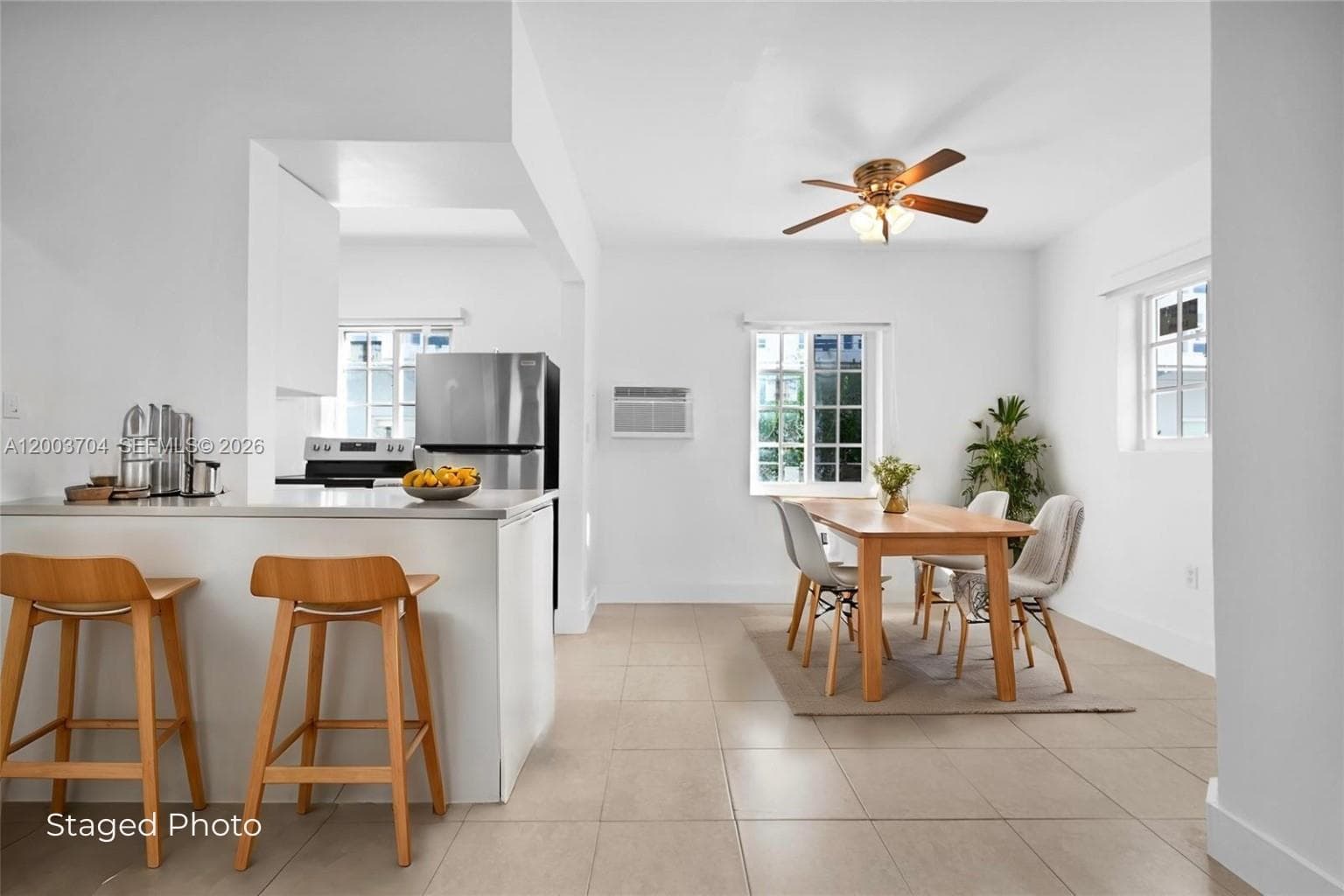 1195 Marseille Dr # 5, Miami Beach FL 33141 — 2
