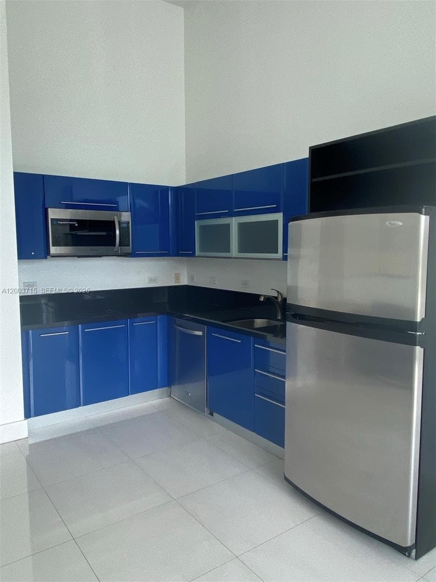 244 Biscayne Blvd # 237, Miami FL 33132 — 4