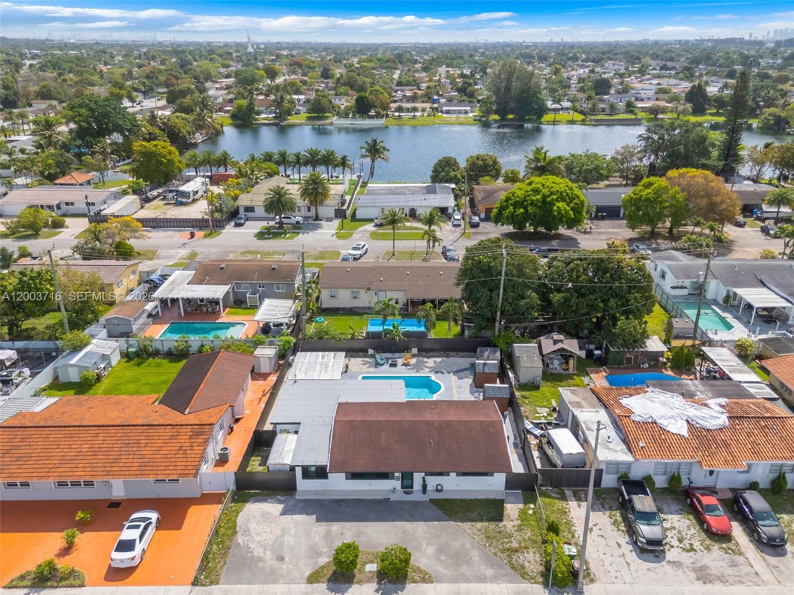 4211 W 8th Ave, Hialeah FL 33012 — 8