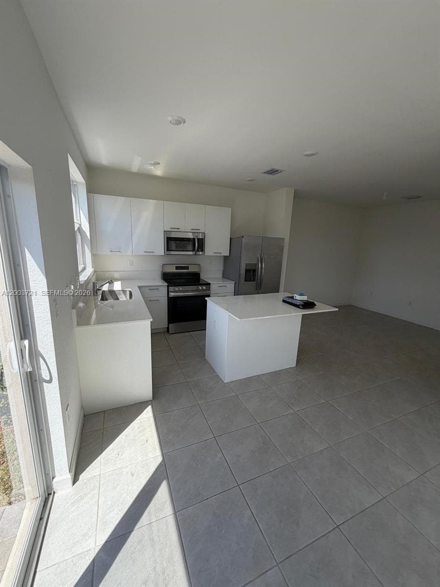 12148 NW 24TH PL # 12148, Miami FL 33167 — 7