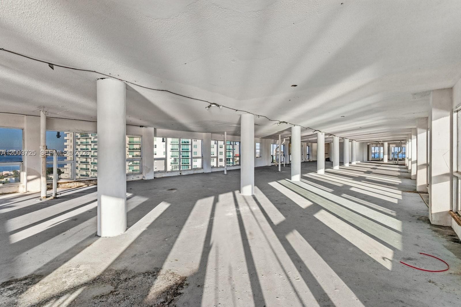 7904 West Dr, North Bay Village FL 33141 — 5