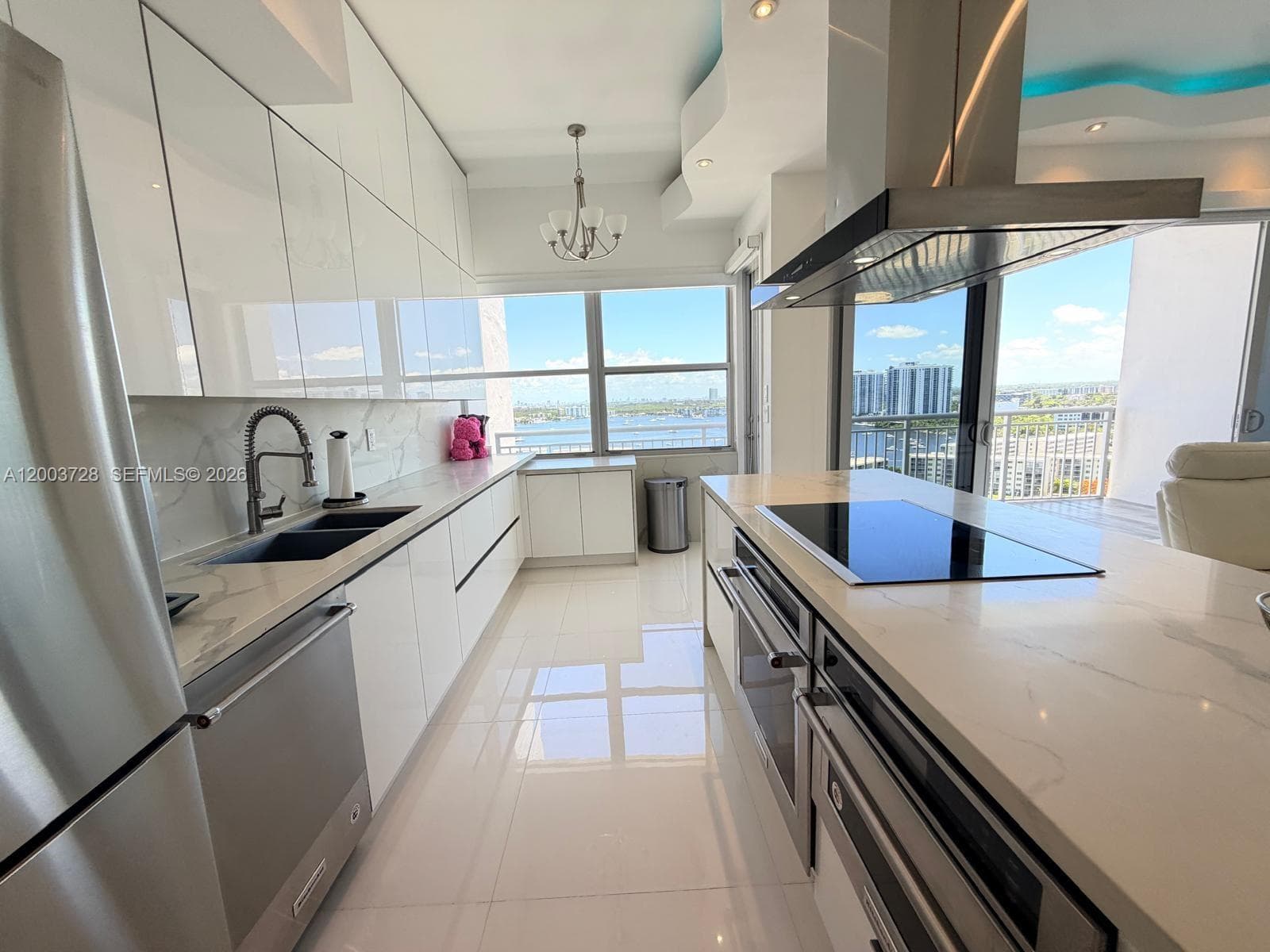 18041 BISCAYNE BLVD, Aventura FL 33160 — 9