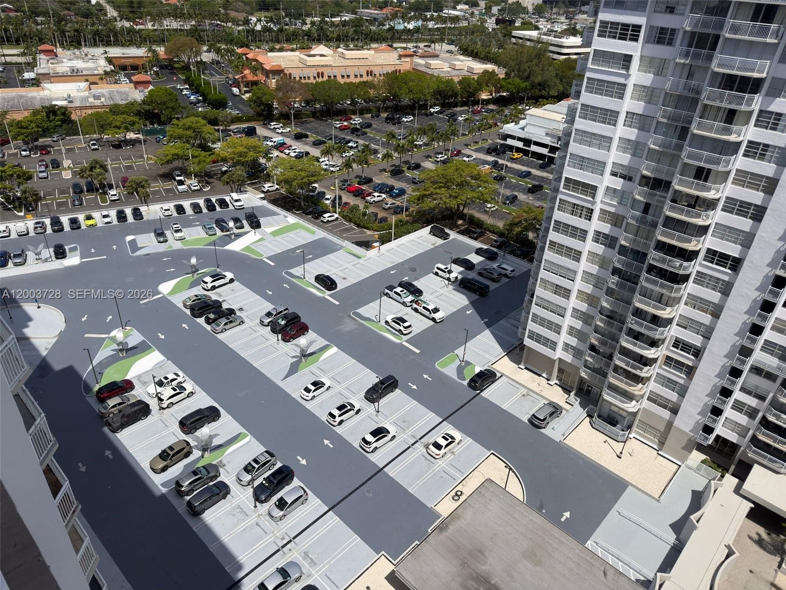 18041 BISCAYNE BLVD, Aventura FL 33160 — 30