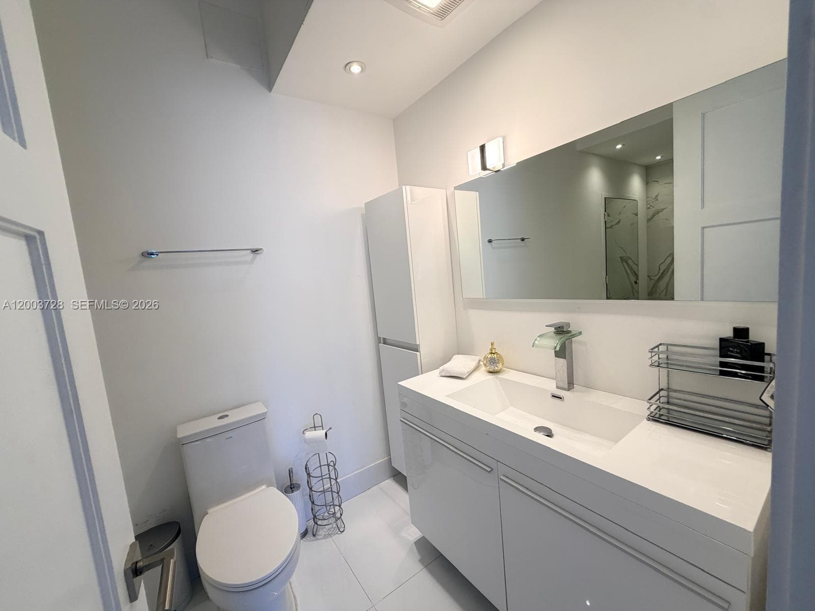 18041 BISCAYNE BLVD, Aventura FL 33160 — 15
