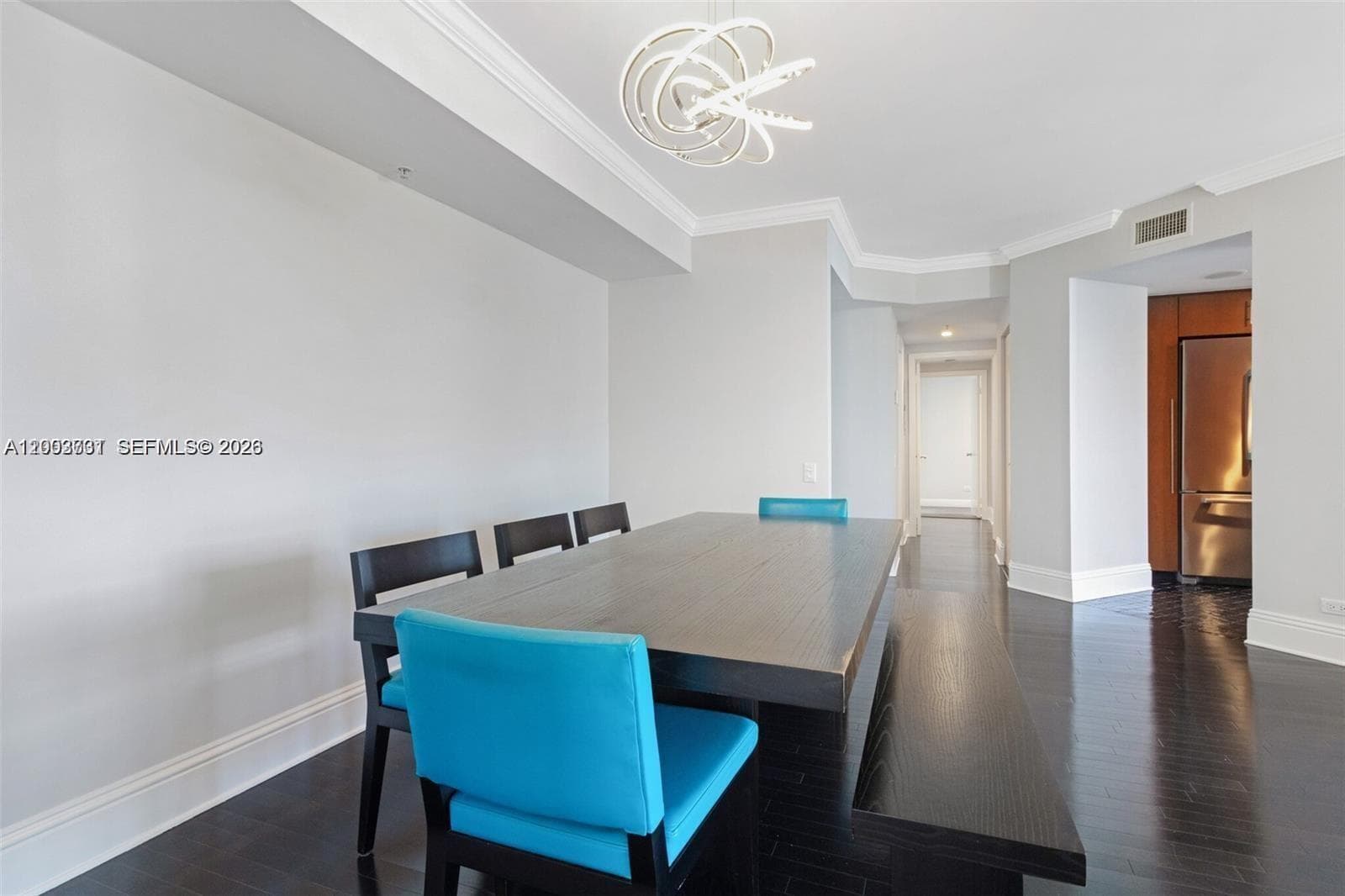 701 Brickell Key Blvd # 2103, Miami FL 33131 — 24