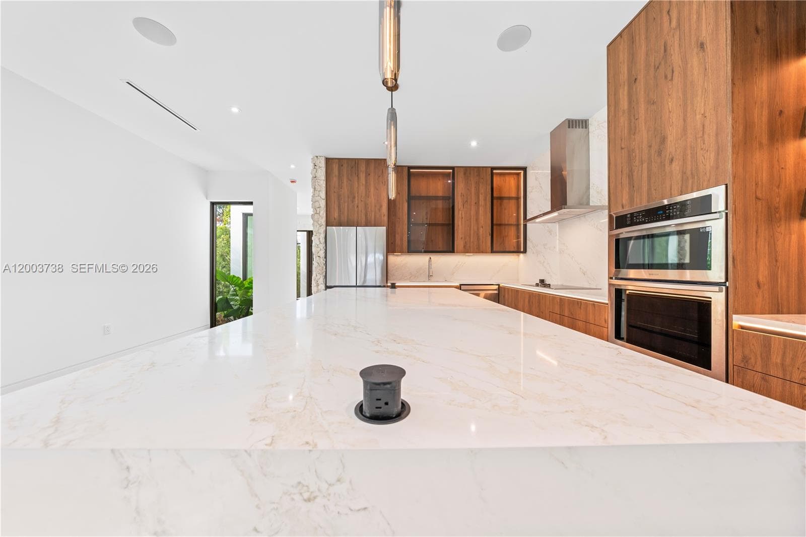 3320 SW 23rd St, Miami FL 33145 — 10