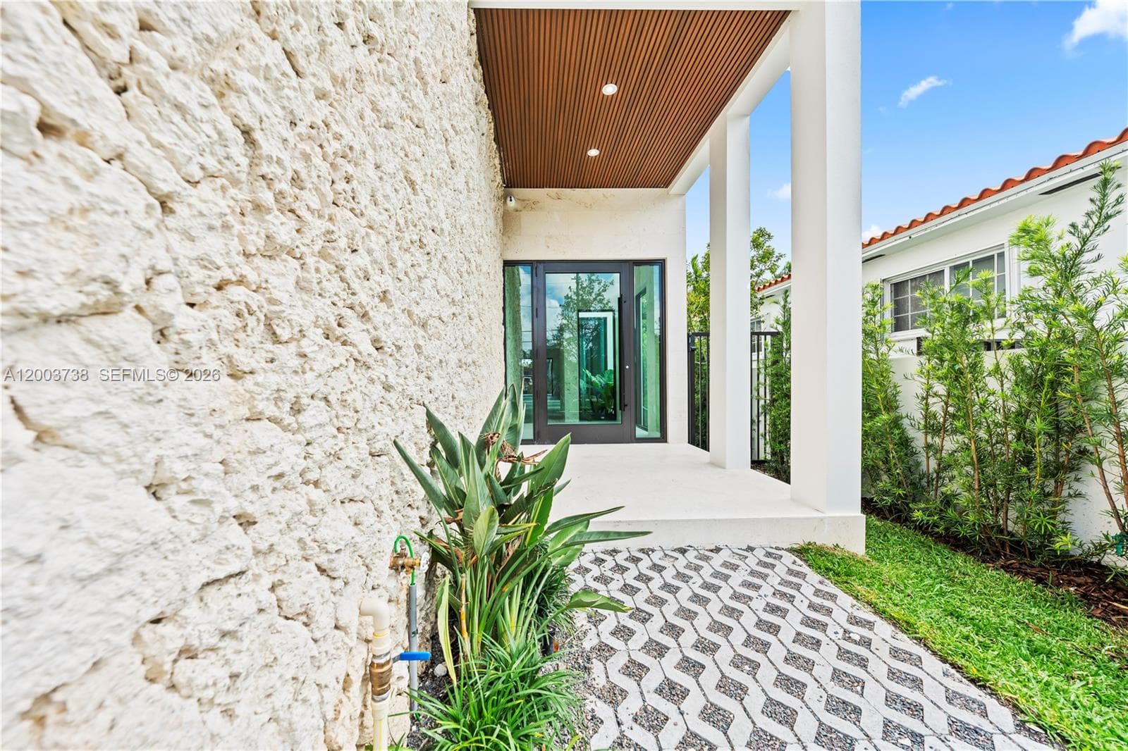 3320 SW 23rd St, Miami FL 33145 — 4