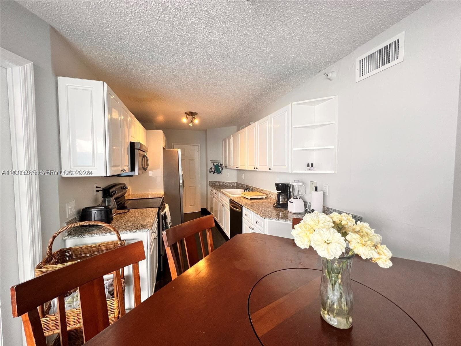 16711 Collins Ave # 602, Sunny Isles Beach FL 33160 — 16