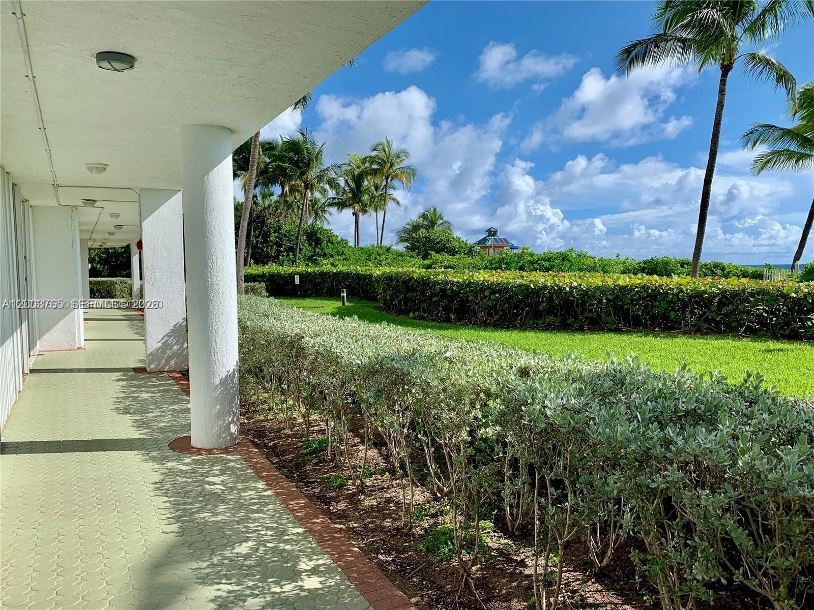 16711 Collins Ave # 602, Sunny Isles Beach FL 33160 — 32