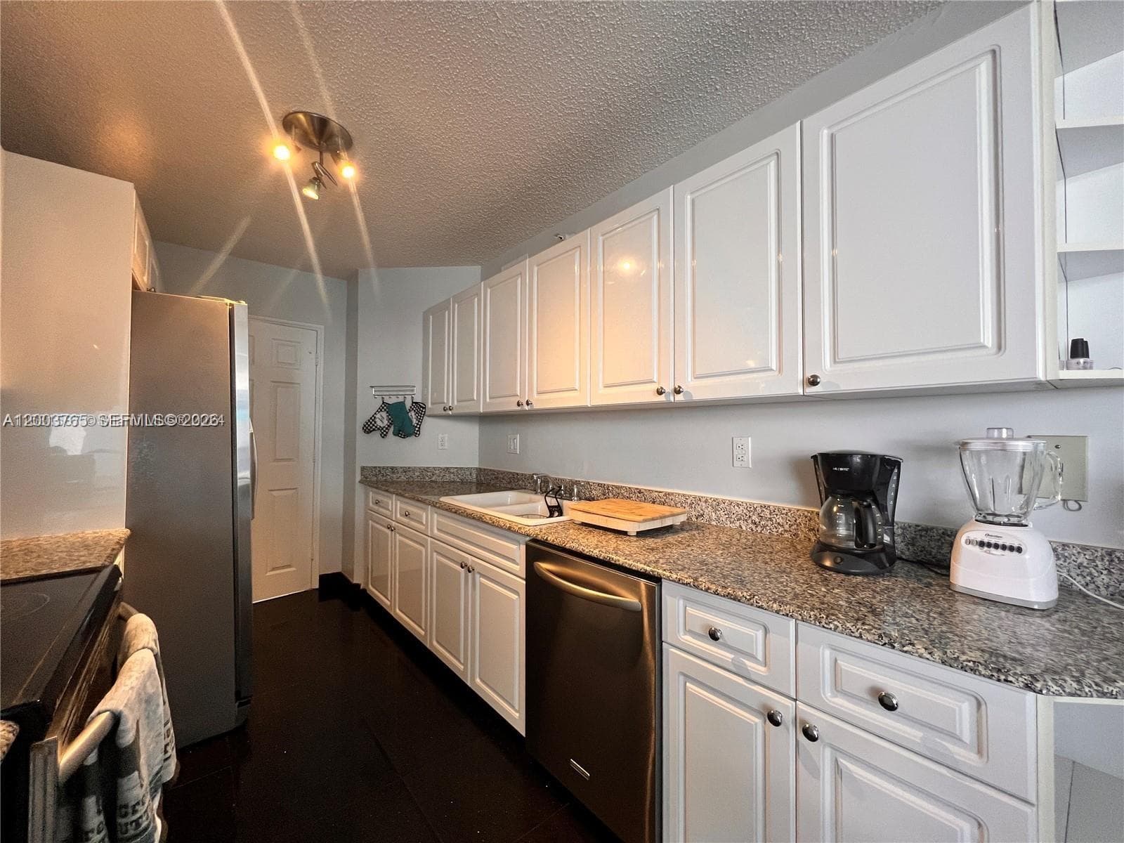 16711 Collins Ave # 602, Sunny Isles Beach FL 33160 — 11