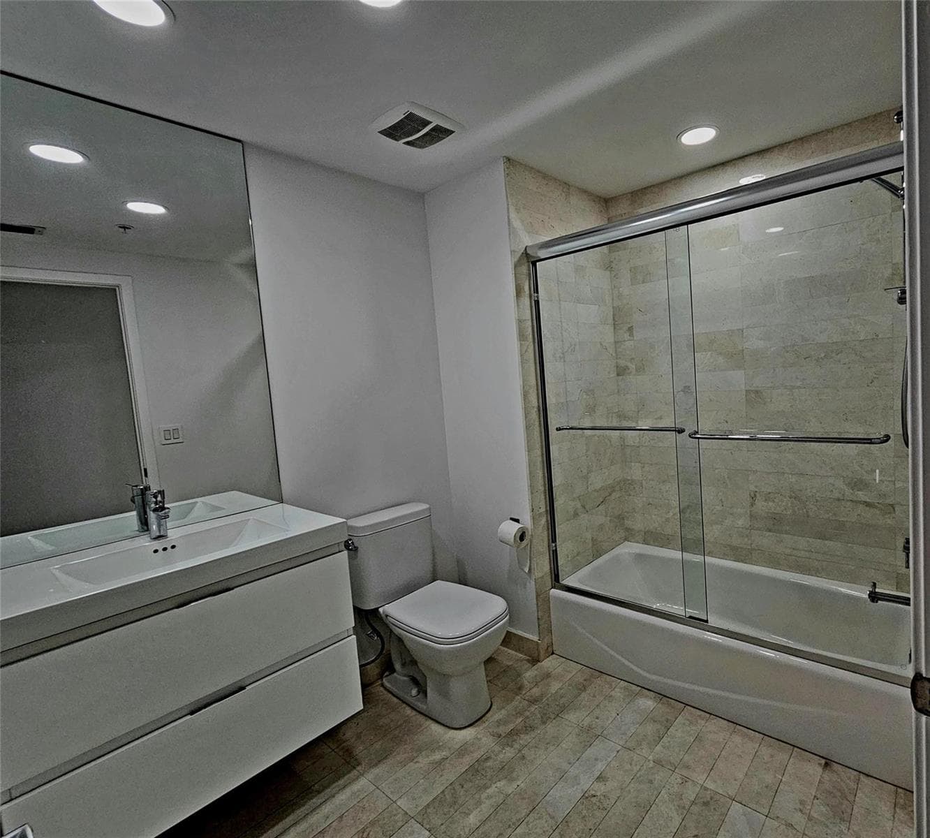 17301 Biscayne Boulevard # 406, North Miami Beach FL 33160 — 16