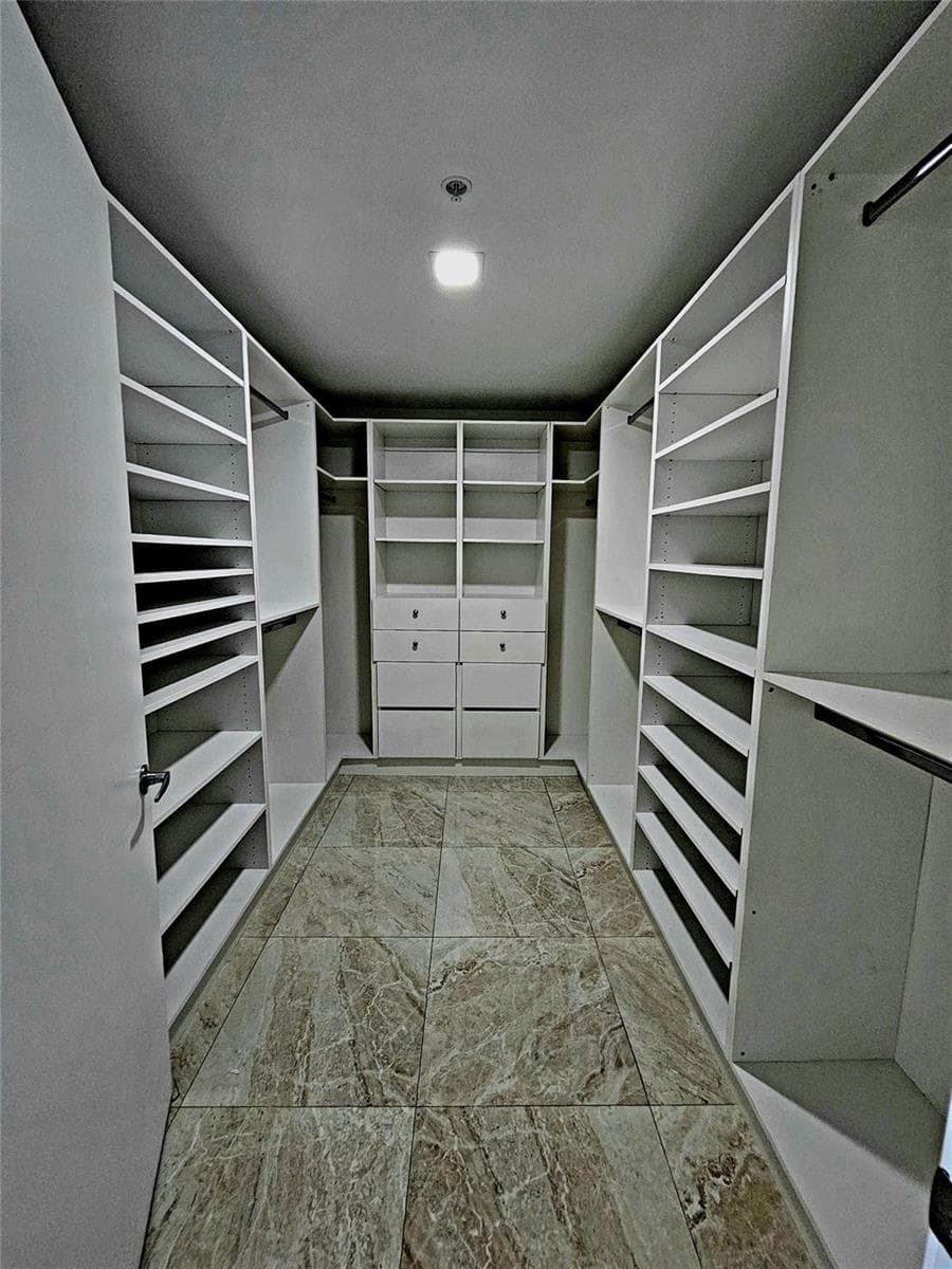 17301 Biscayne Boulevard # 406, North Miami Beach FL 33160 — 20