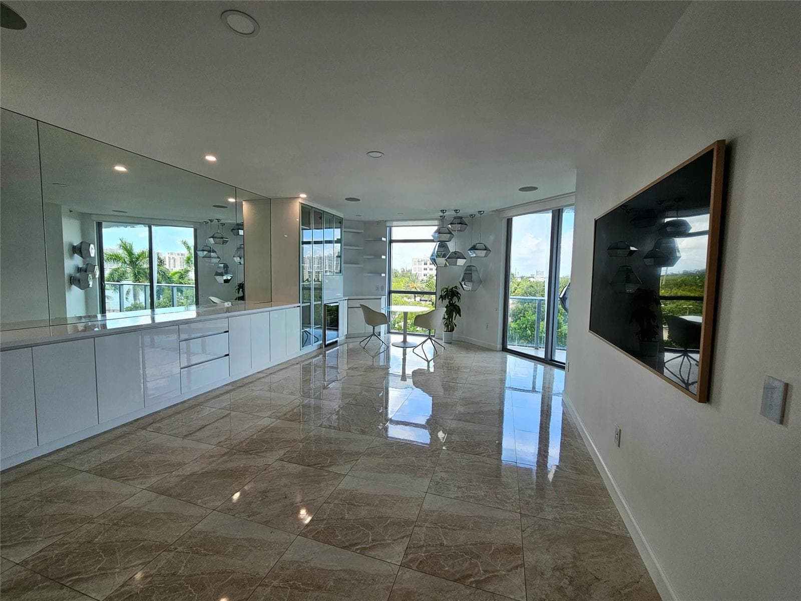 17301 Biscayne Boulevard # 406, North Miami Beach FL 33160 — 9