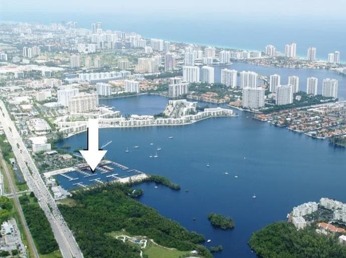 17301 Biscayne Boulevard # 406, North Miami Beach FL 33160 — 25