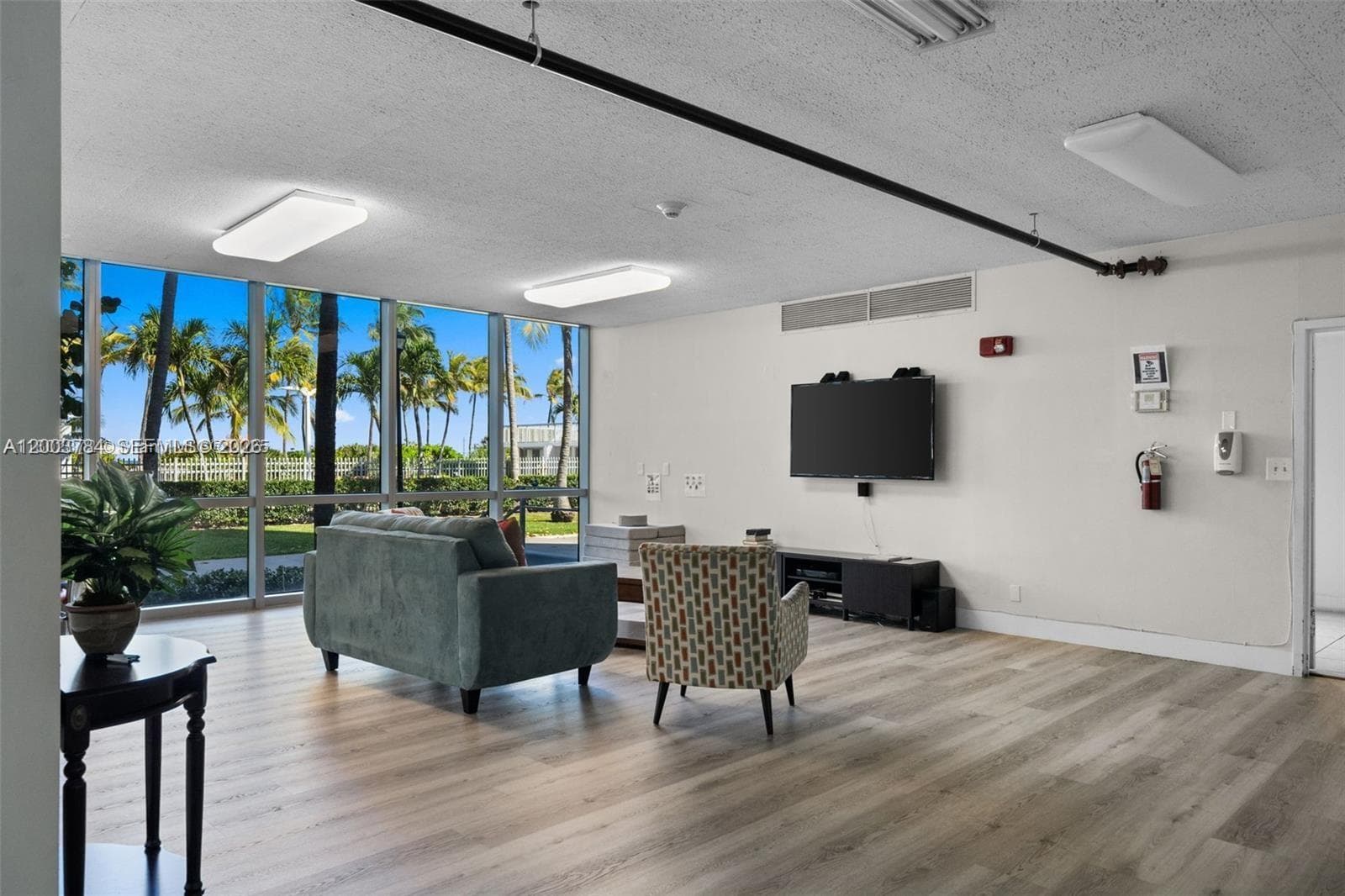 2655 Collins Ave # 2406, Miami Beach FL 33140 — 24