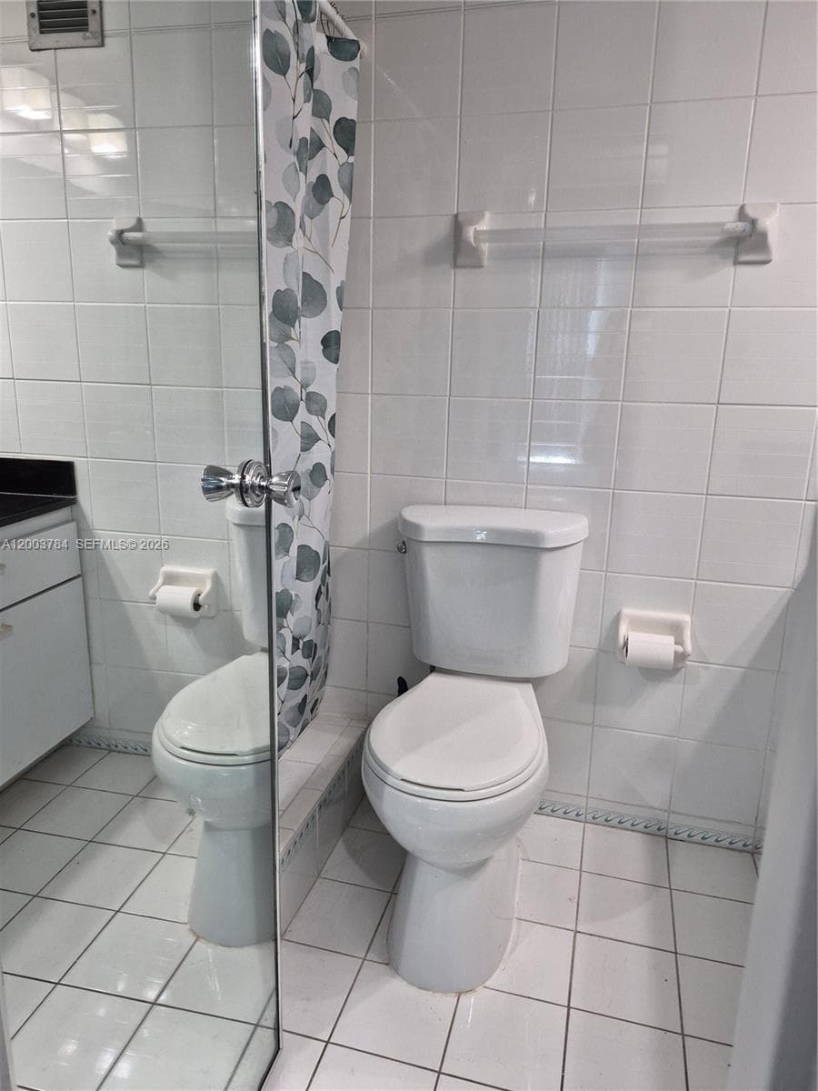 2655 Collins Ave # 2406, Miami Beach FL 33140 — 18