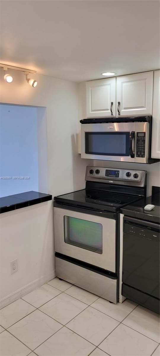 13499 Biscayne Blvd # 511, North Miami FL 33181 — 8