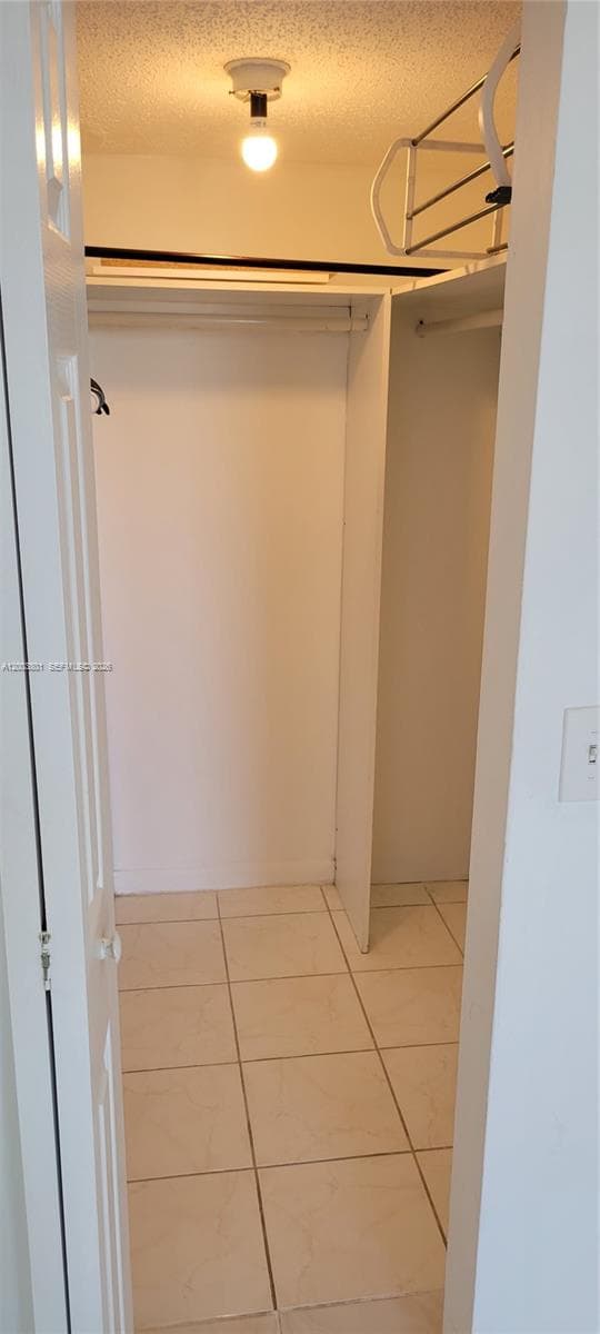 13499 Biscayne Blvd # 511, North Miami FL 33181 — 21