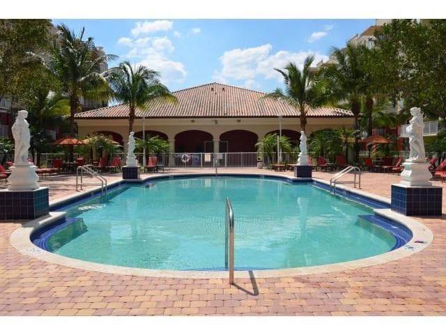 18335 NW 68 Avenue # 110, Hialeah FL 33015 — 14