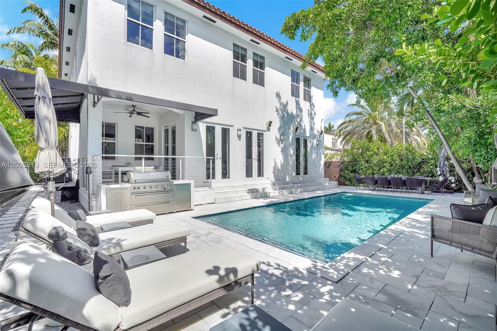 2143 N Bay Rd, Miami Beach FL 33140 — 67