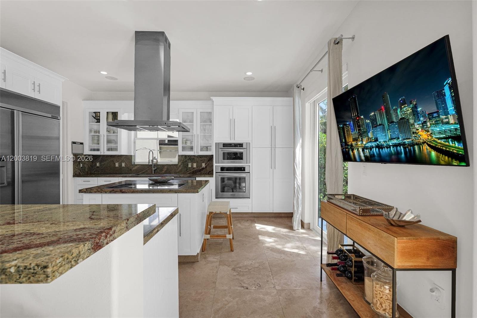 2143 N Bay Rd, Miami Beach FL 33140 — 31