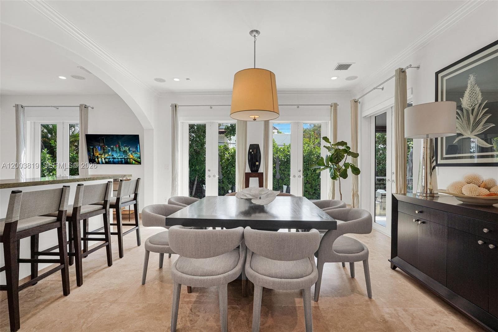 2143 N Bay Rd, Miami Beach FL 33140 — 25