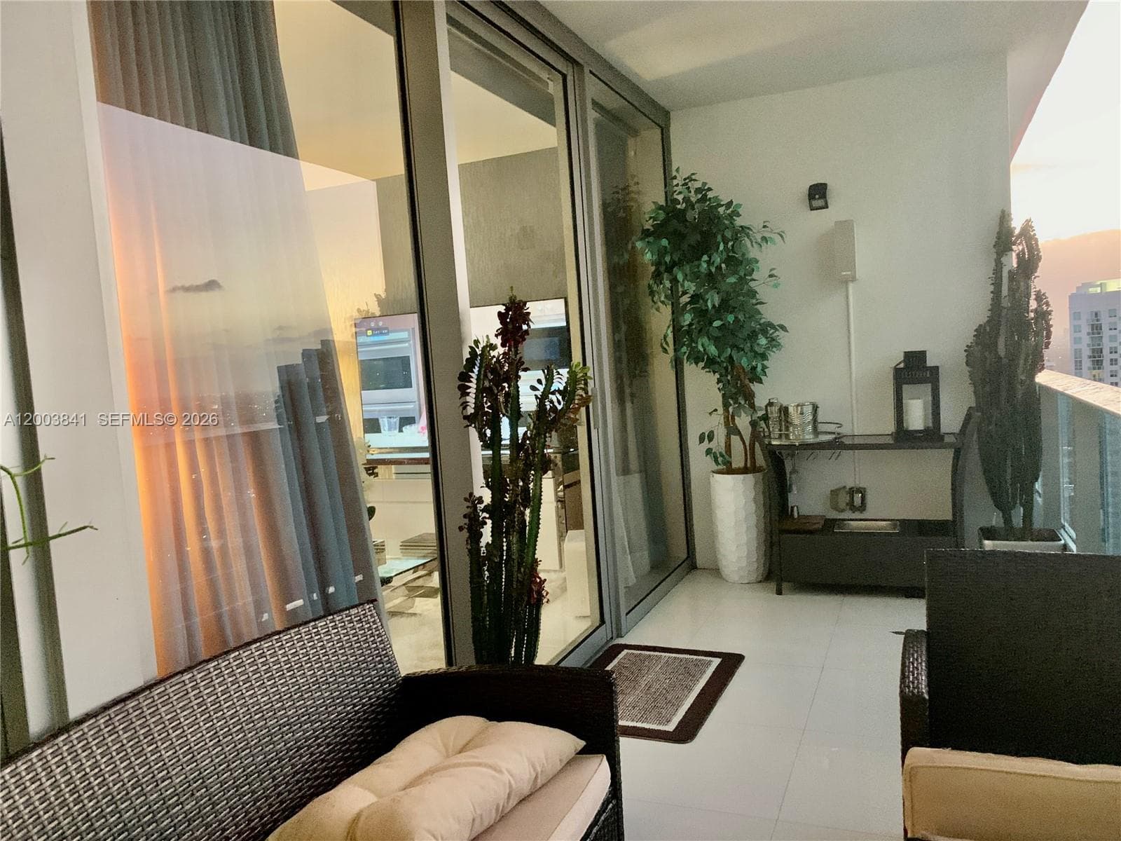 200 Biscayne Boulevard Way # 4011, Miami FL 33131 — 10