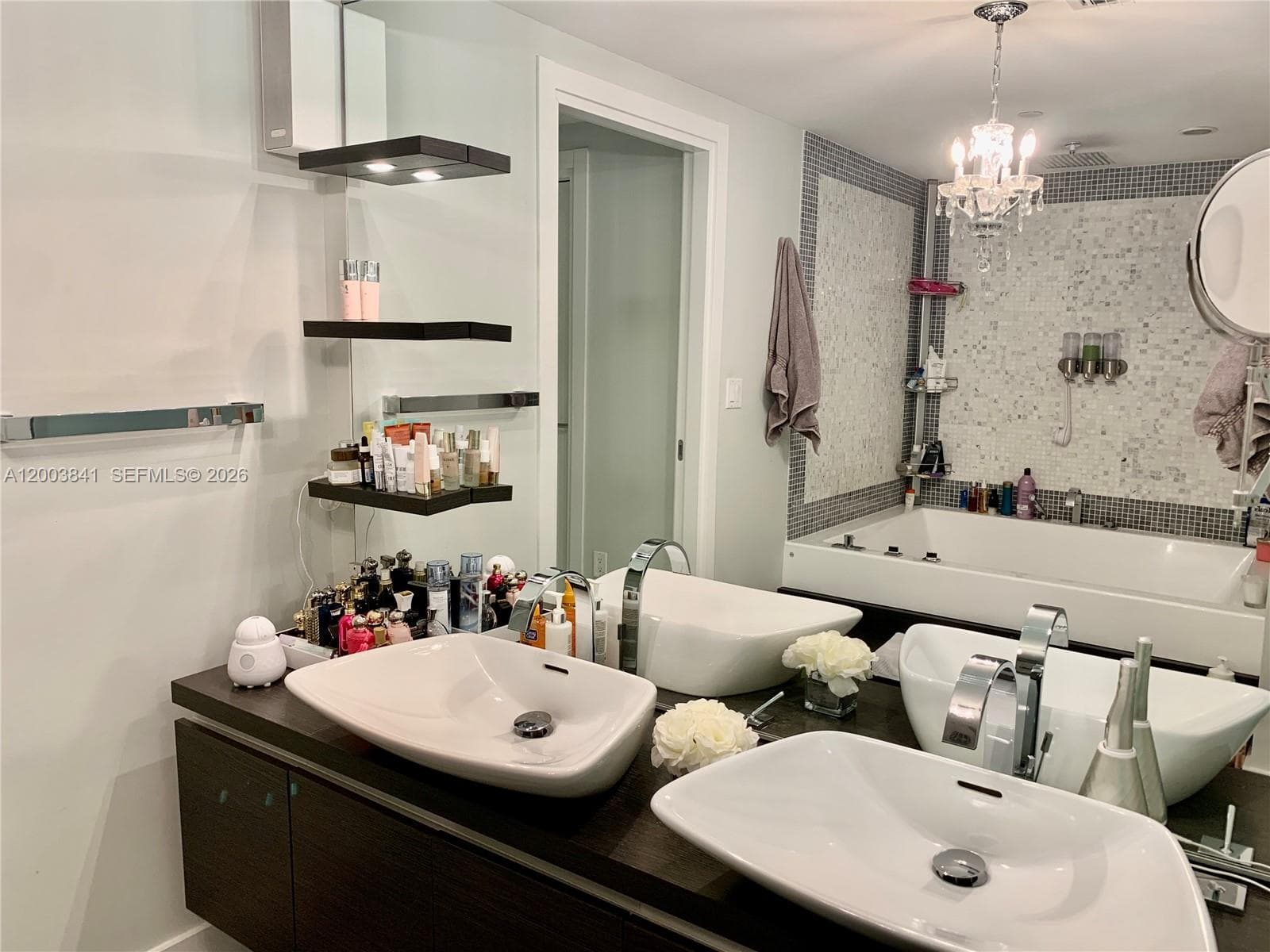 200 Biscayne Boulevard Way # 4011, Miami FL 33131 — 19