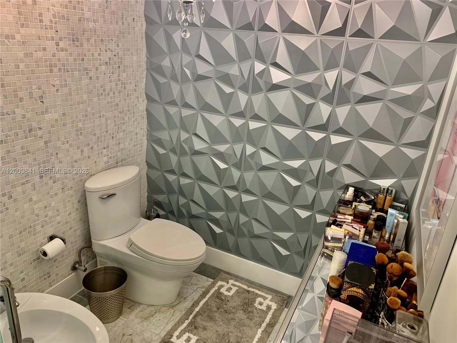 200 Biscayne Boulevard Way # 4011, Miami FL 33131 — 25