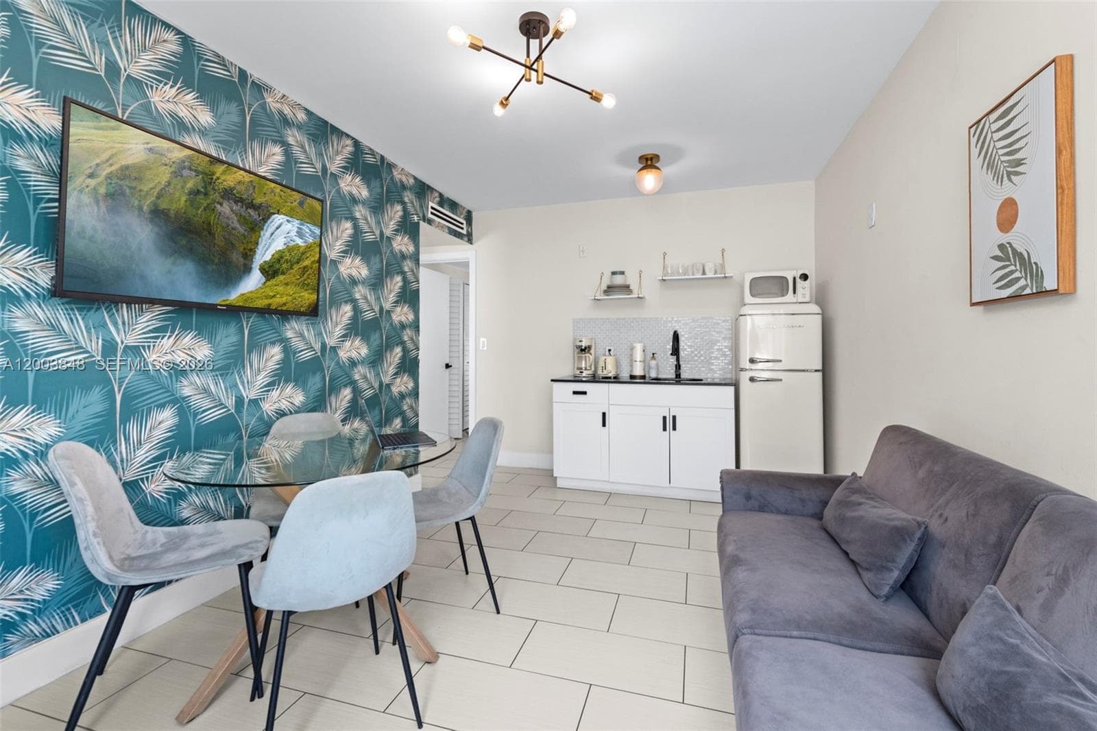 7320 Byron Ave, Miami Beach FL 33141 — 11