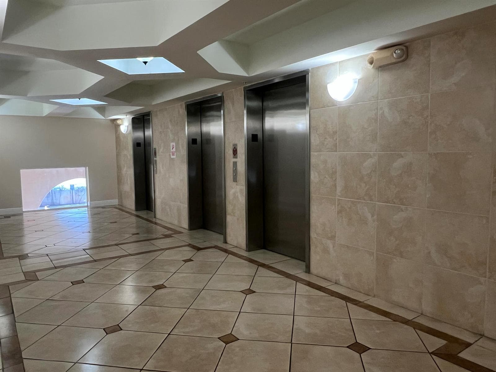 18335 NW 68 Avenue # 406, Hialeah FL 33015 — 12