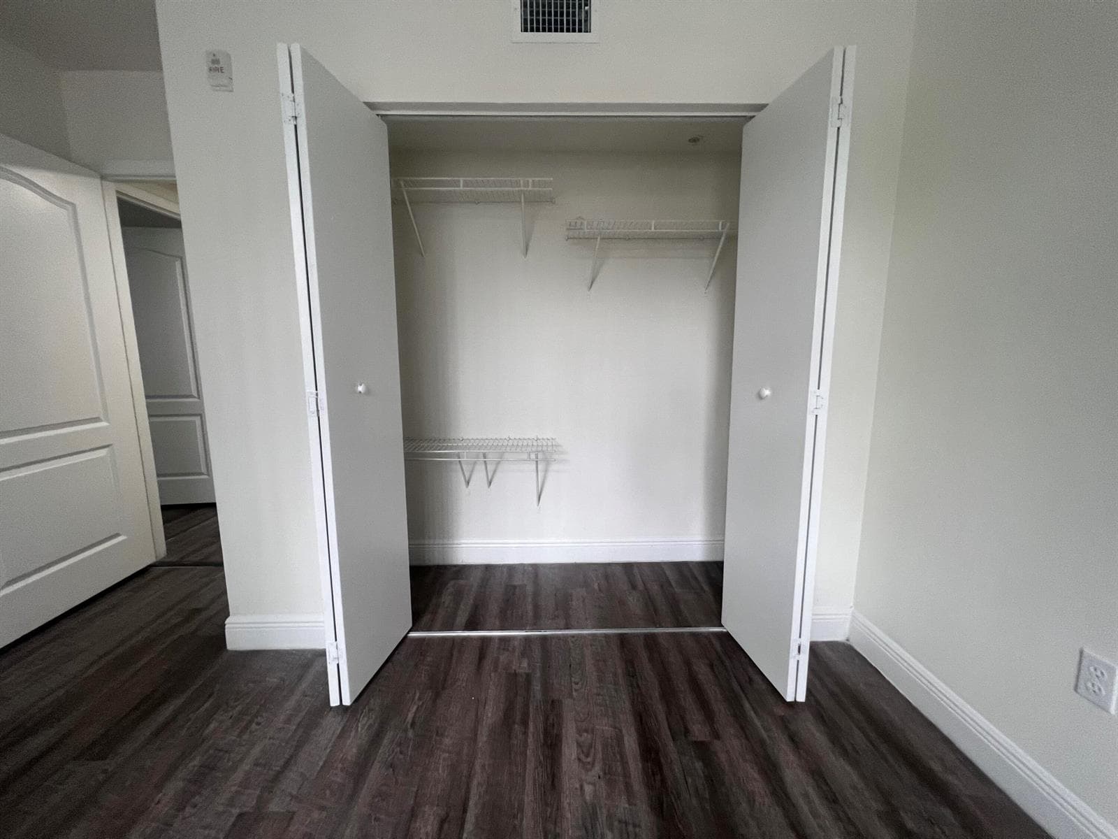 18335 NW 68 Avenue # 406, Hialeah FL 33015 — 5