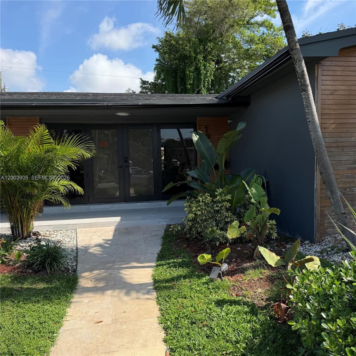 1951 NE 187th Dr, North Miami Beach FL 33179 — 25