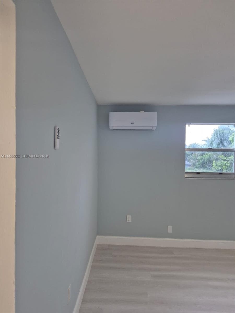 1231 NW 101st St # 2, Miami FL 33147 — 6