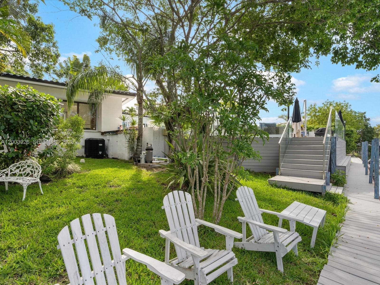 5000 Riviera Dr, Coral Gables FL 33146 — 72