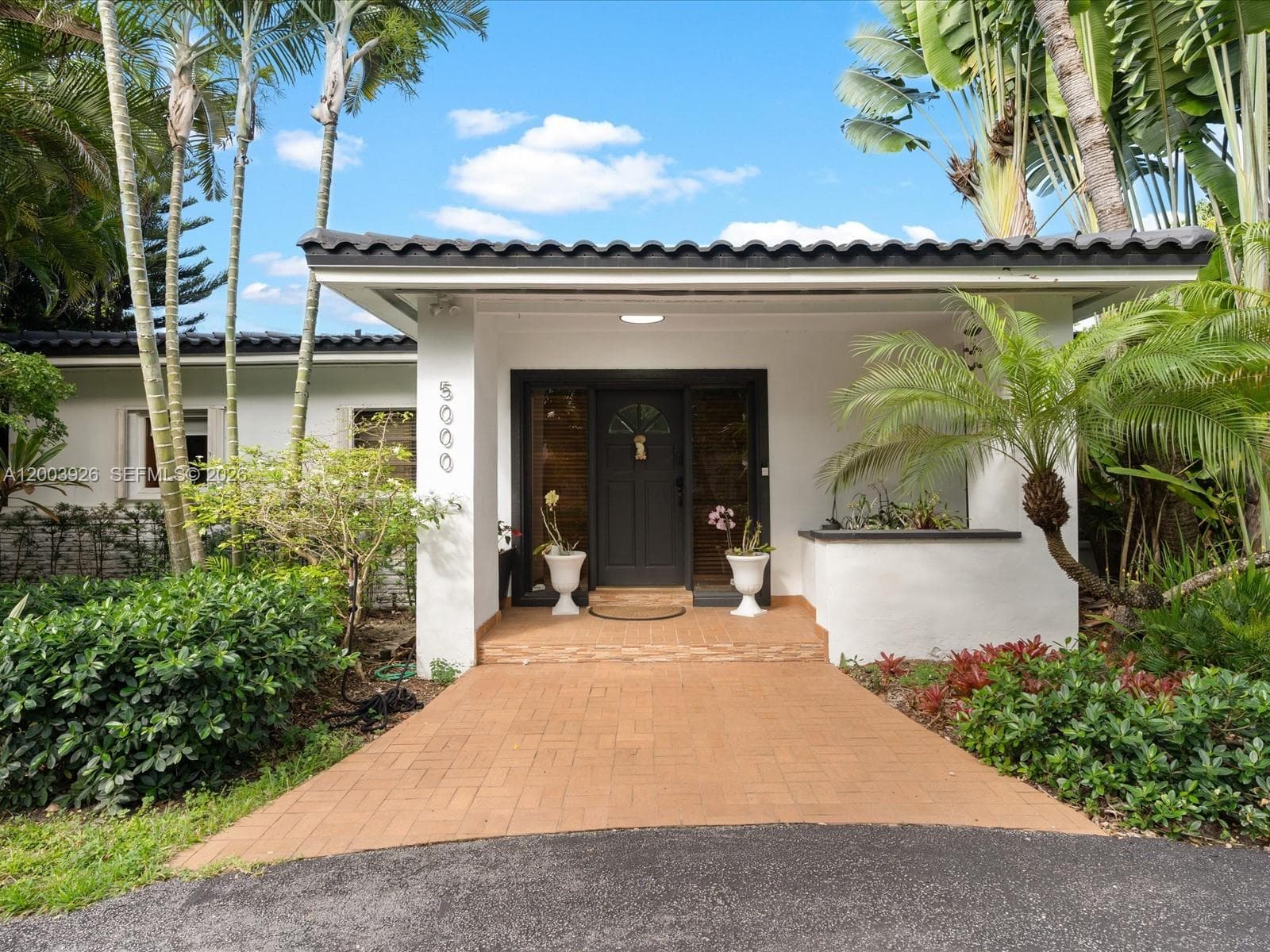 5000 Riviera Dr, Coral Gables FL 33146 — 81