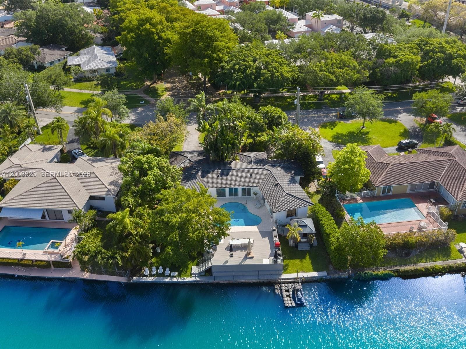 5000 Riviera Dr, Coral Gables FL 33146 — 1