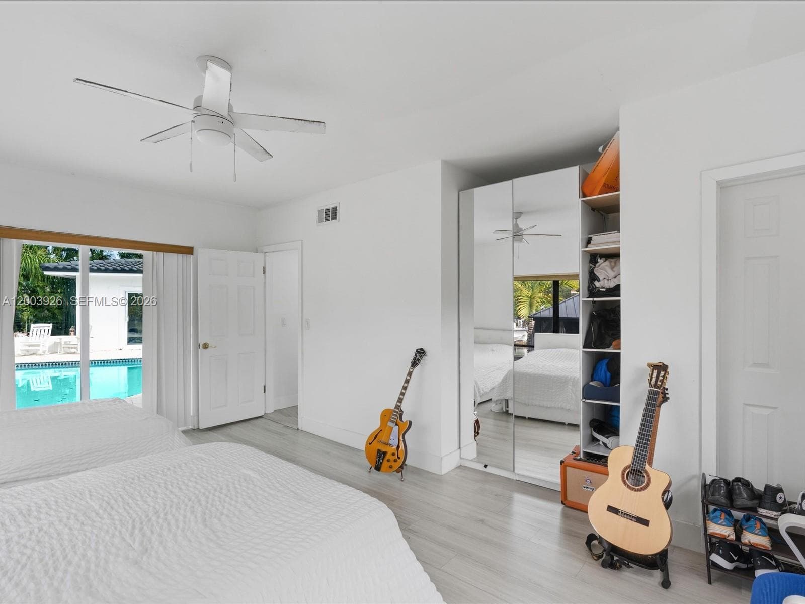 5000 Riviera Dr, Coral Gables FL 33146 — 28