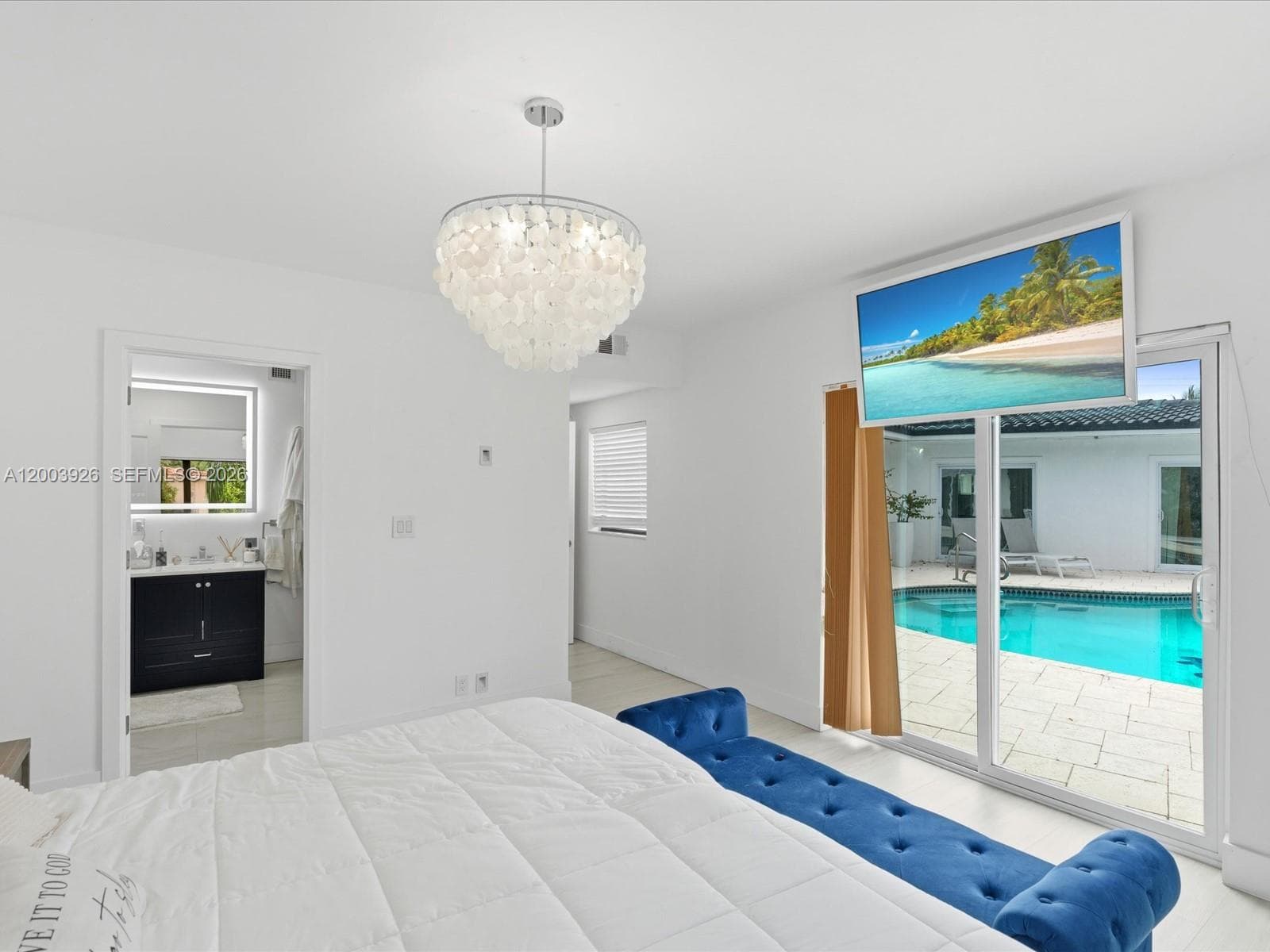 5000 Riviera Dr, Coral Gables FL 33146 — 34