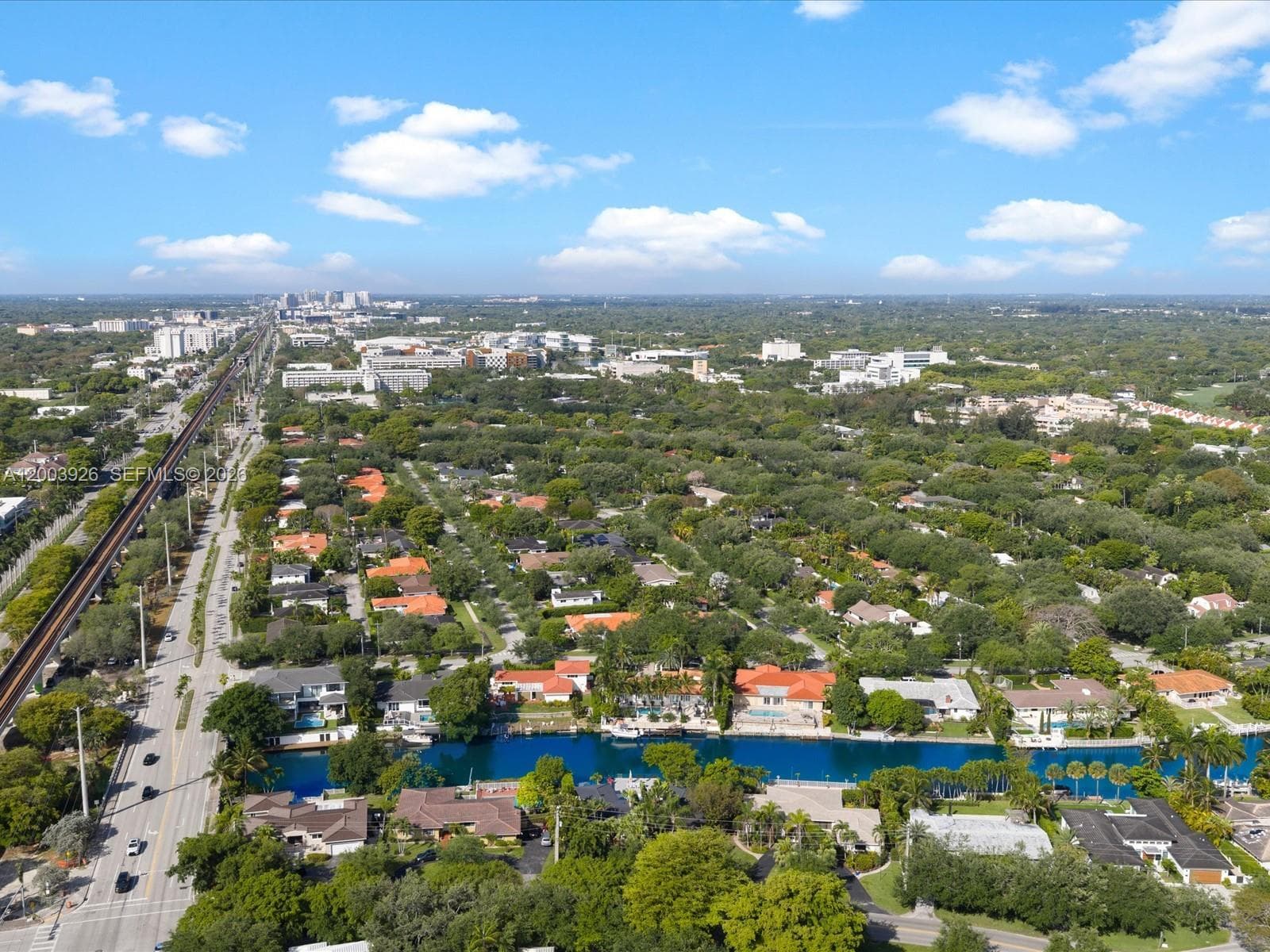 5000 Riviera Dr, Coral Gables FL 33146 — 54