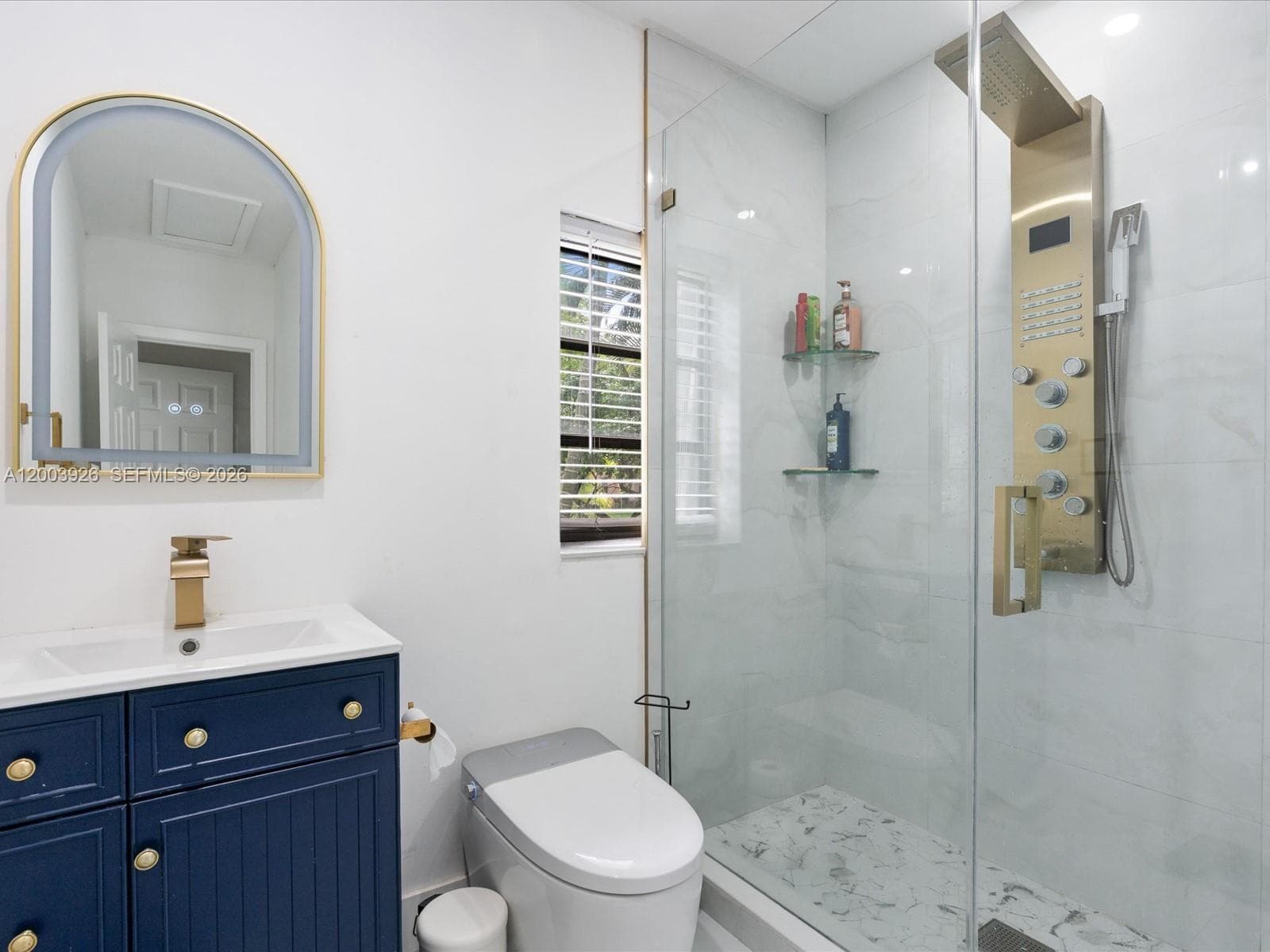5000 Riviera Dr, Coral Gables FL 33146 — 44