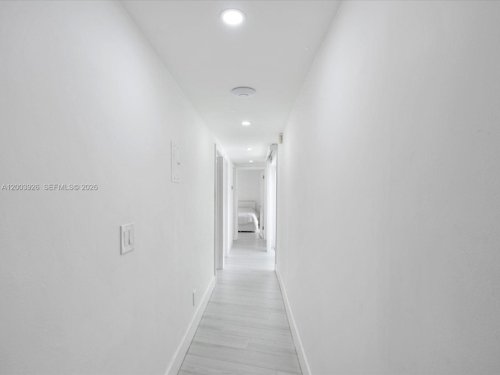 5000 Riviera Dr, Coral Gables FL 33146 — 39