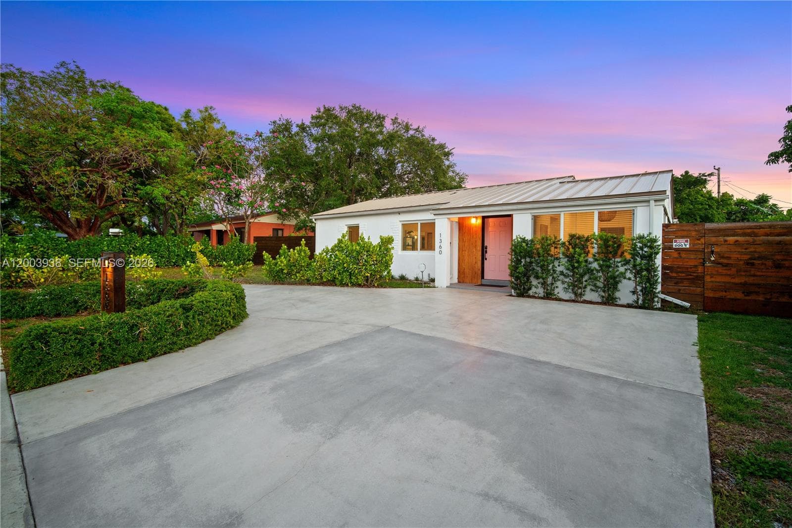 1360 NE 138th St, North Miami FL 33161 — 6